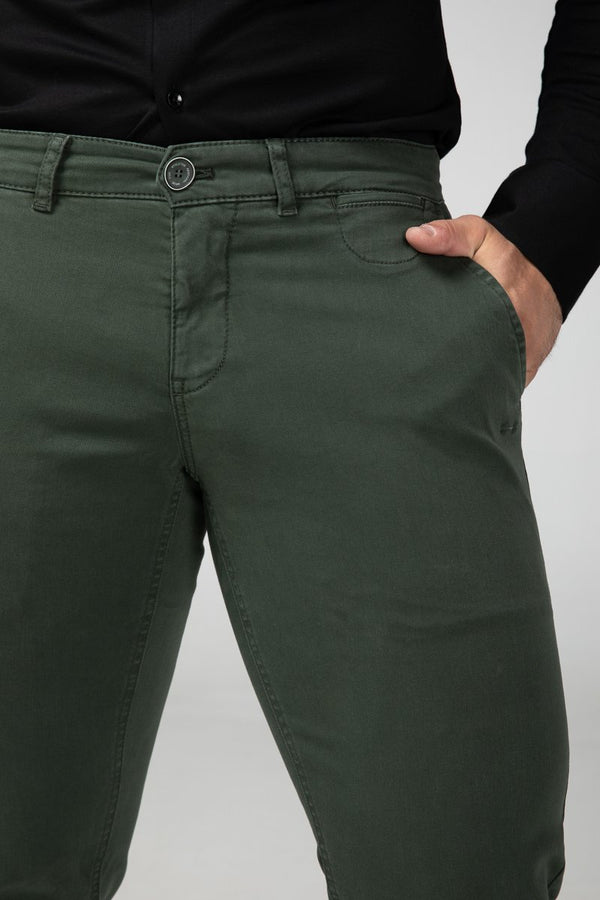 Chino Forest Green Front Detail (2416705175633)